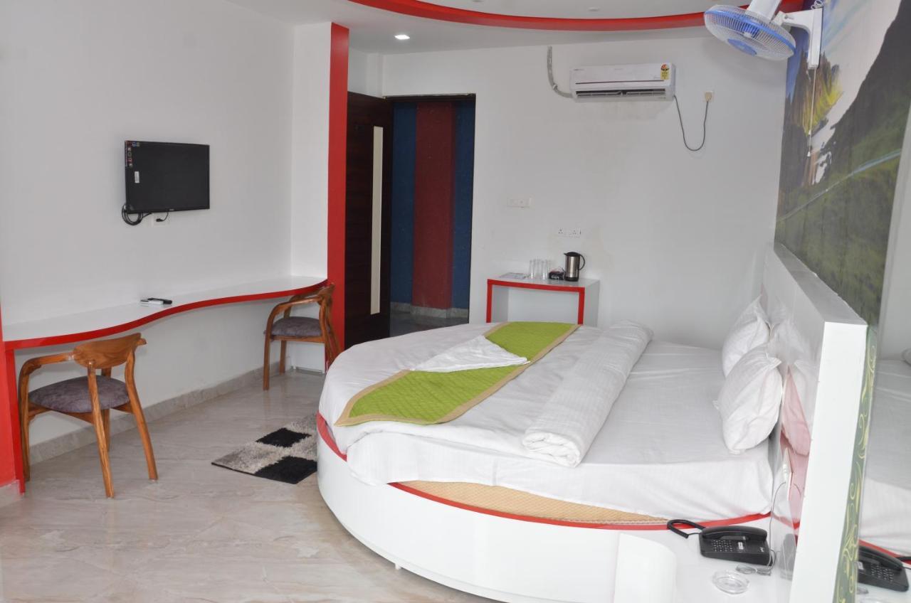 Hotel Blue Bell Raiwala Kültér fotó